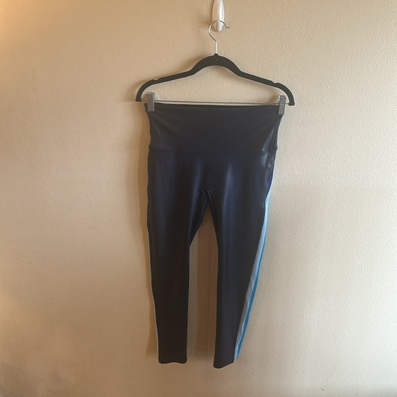 Spanx Faux Leather Track Stripe 7/8 Leggings Navy Womens Size Large - Picture 5 of 13